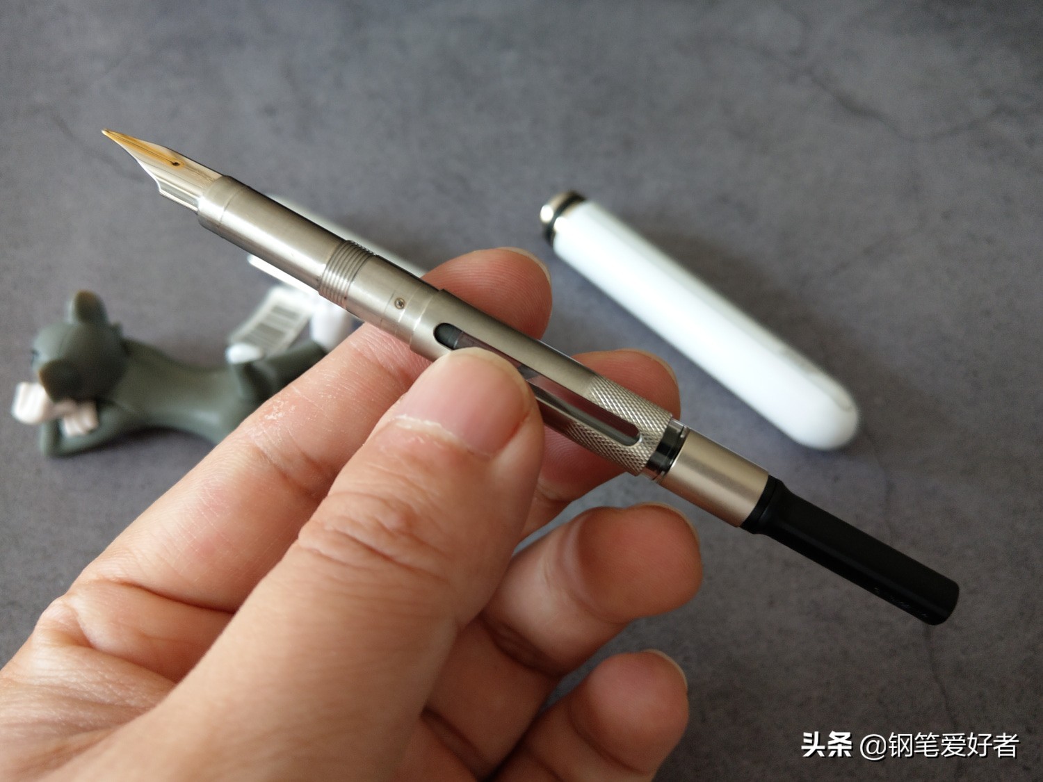 凌美焦点cc钢笔测评,lamy凌美钢笔尖粗中细怎么分辨