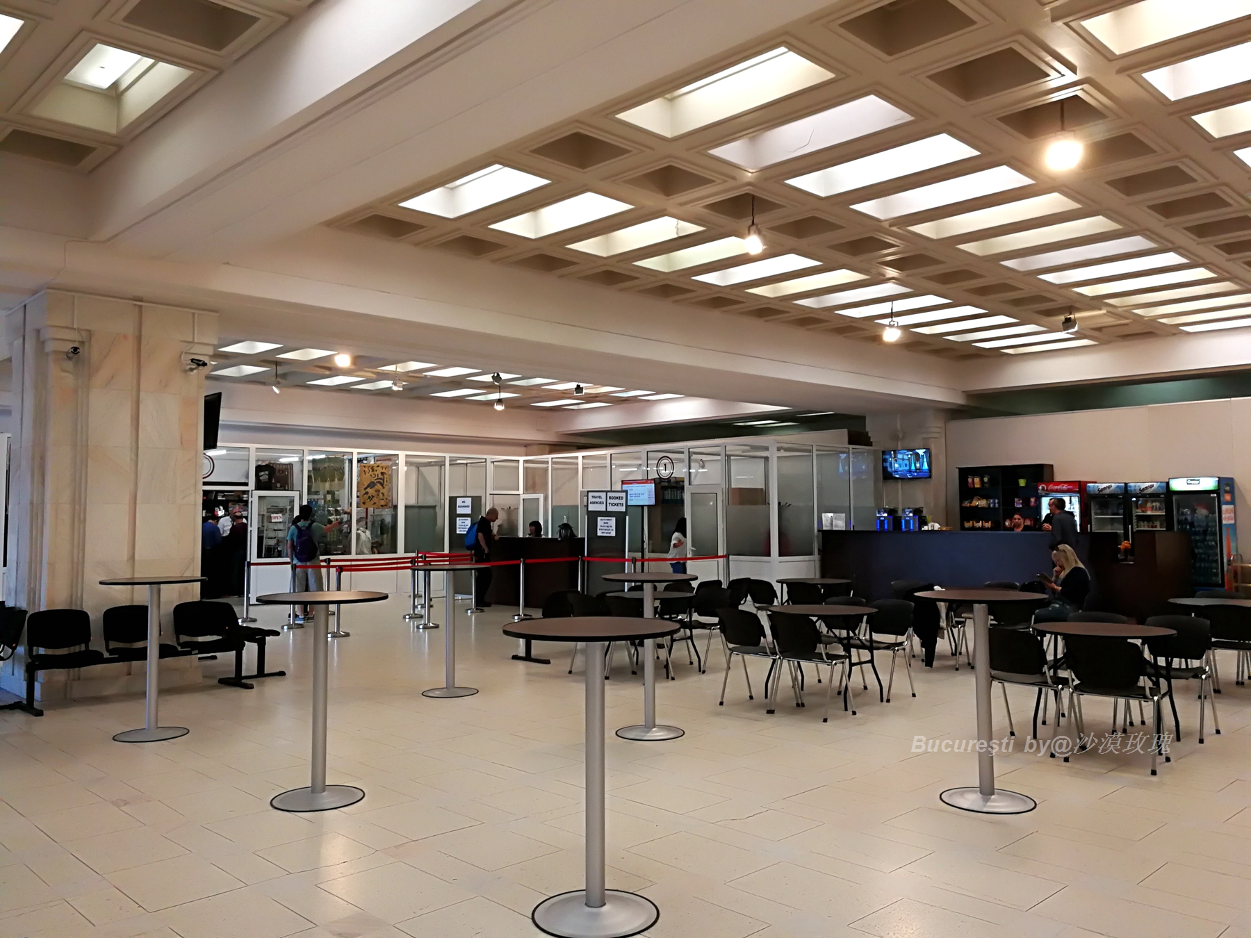 耗资100多亿的建筑里面非常壮观,耗资2亿最丑建筑