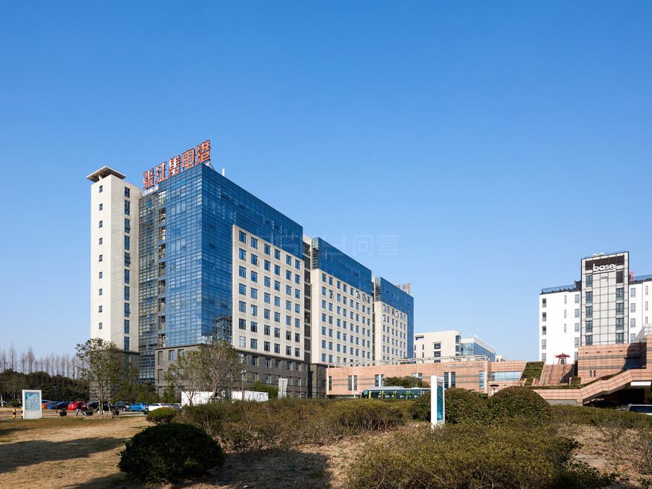 施耐德上海张江研发总部怎么样,集成科创园工厂