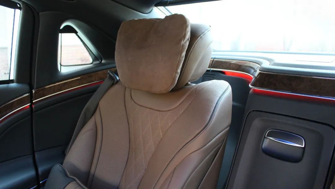 汽车座椅头枕不是用来靠头的,汽车座椅为什么要有头枕