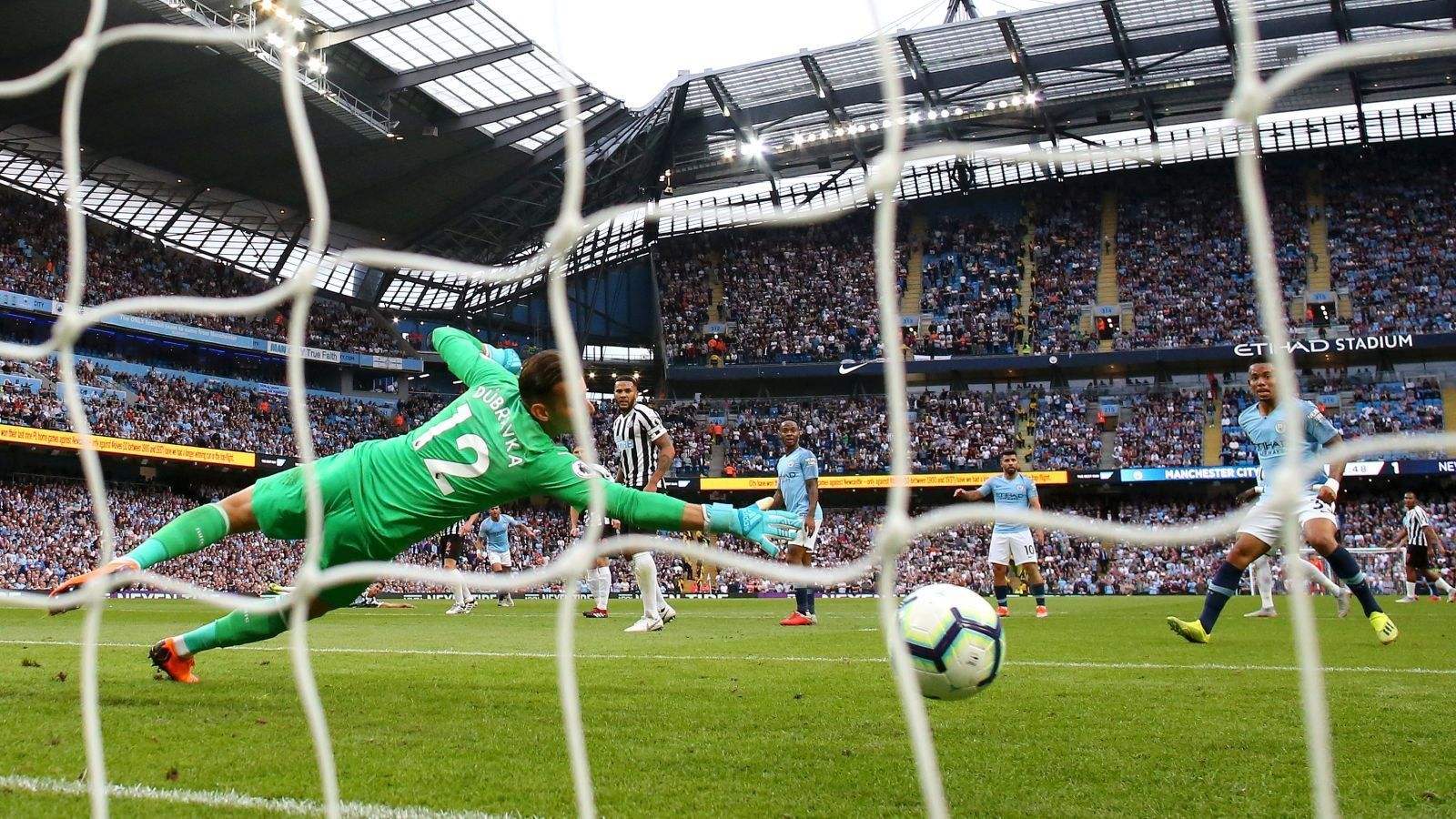 足球史上的罕见奇迹,足球的历史背景