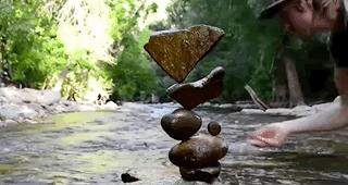 那些再也没有高潮的中年人们：年纪越大越觉得，快乐和悲伤都累