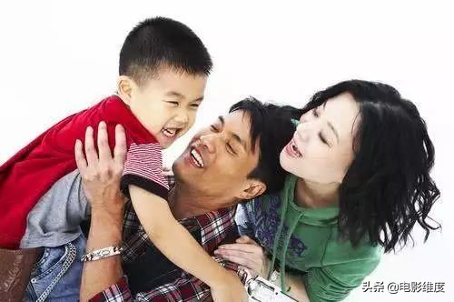 吕良伟第三次婚姻多大年纪,吕良伟爱情婚姻