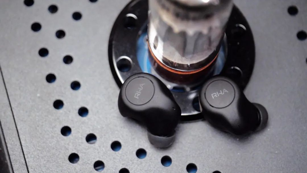 RHATrueControlANC主动降噪真无线林氏评测