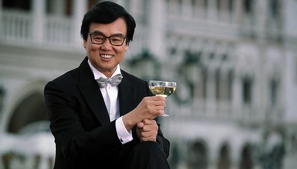 梅艳芳被谁打一巴掌拍成电影,梅艳芳黑社会事件