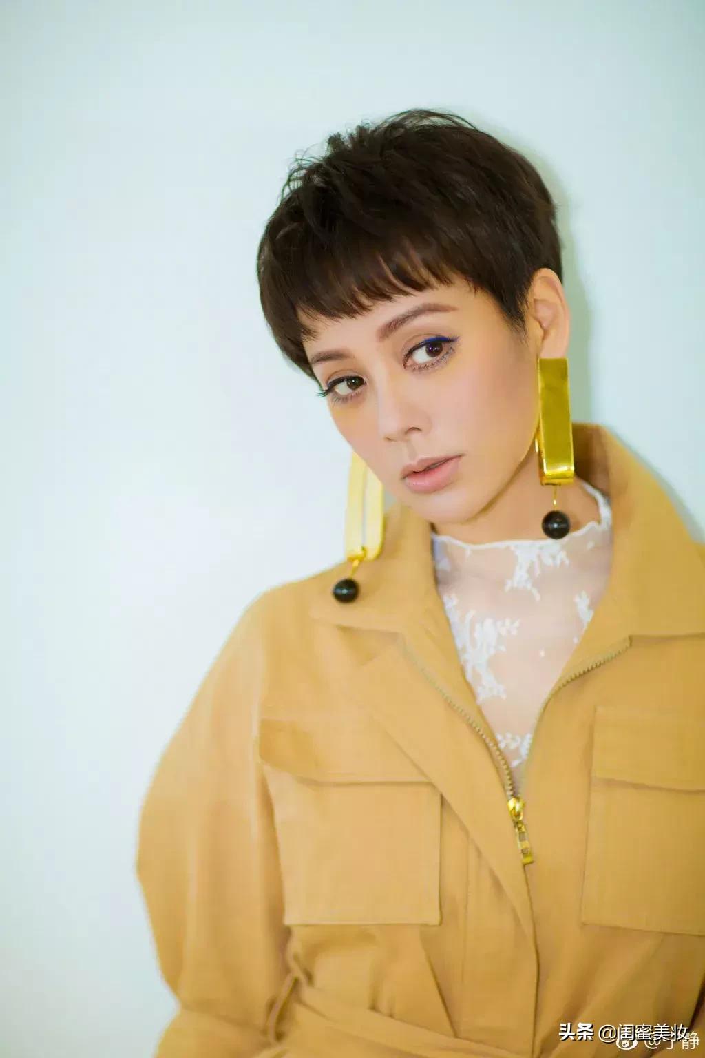 脸怒扎900针成马蜂窝！敷1000块的面膜水晶泡澡！她让我见了世面