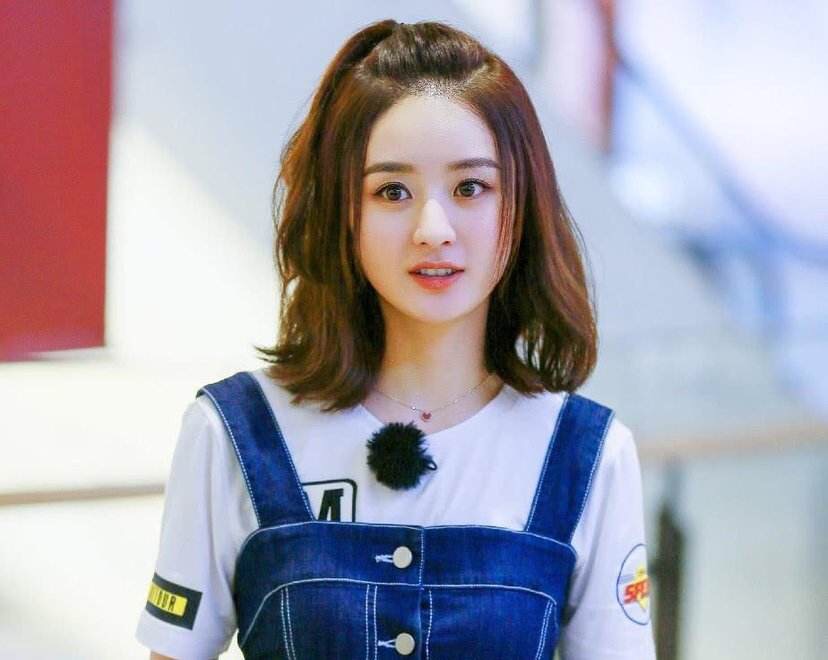 长着一张娃娃脸却一身肌肉,长着一张娃娃的脸