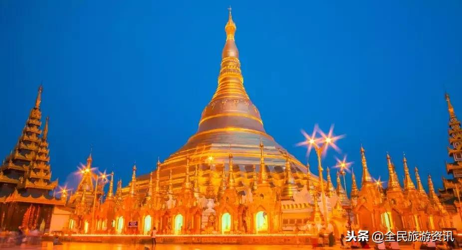 这个藏着绝美海滩和热气球的东南亚小国说走就走！