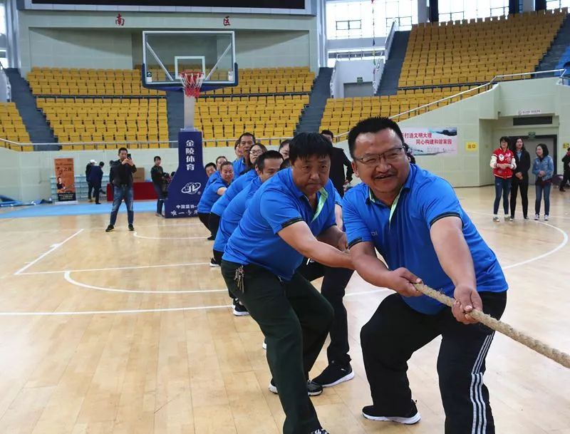 确认过眼神你们是最吃苦耐劳的人,确认过眼神的你就是我们要找的人