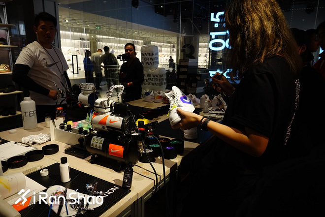 上海001全球耐克体验店,耐克实体店探店指南