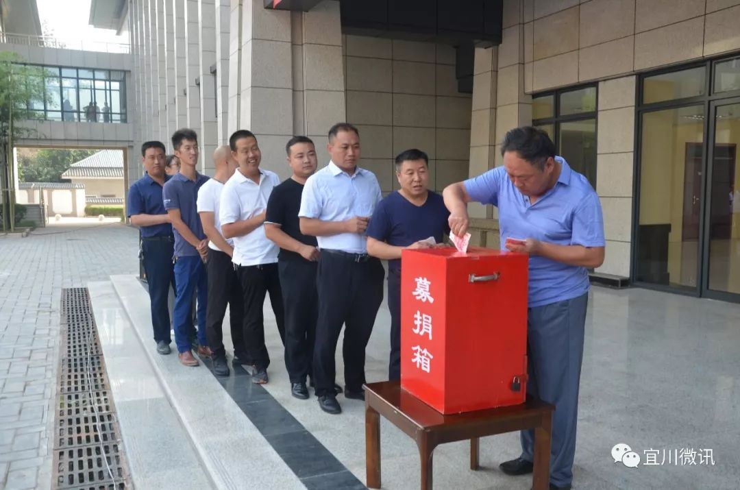 携手共筑致富路抱团取暖奔小康 (同心奔小康种下金种子走出金路子)