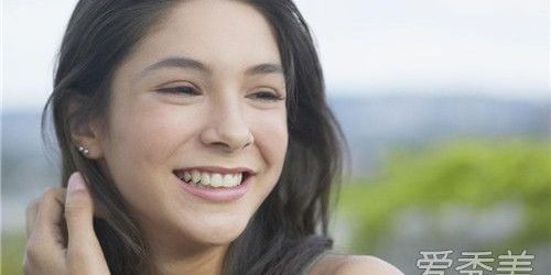 脸上肉很松怎么变紧,脸上的肉很松