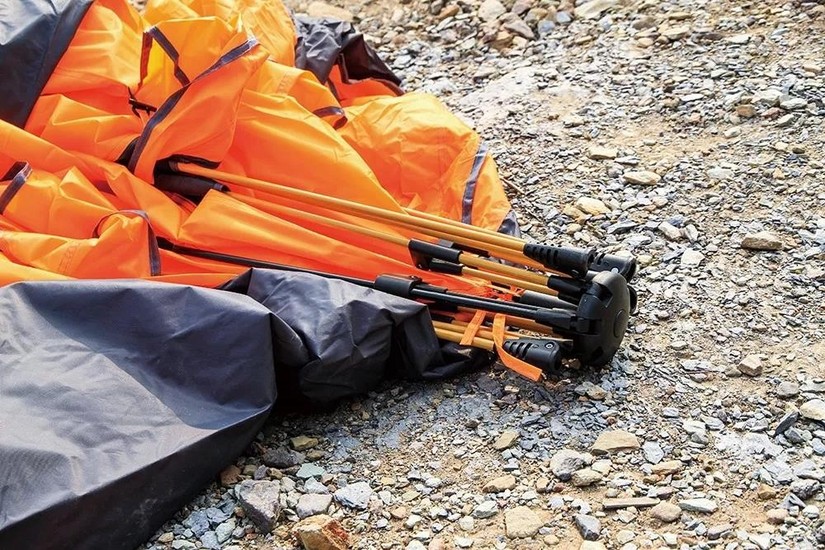 camel骆驼女款三合一冲锋衣珊瑚红,camel骆驼冲锋衣全天候锁暖