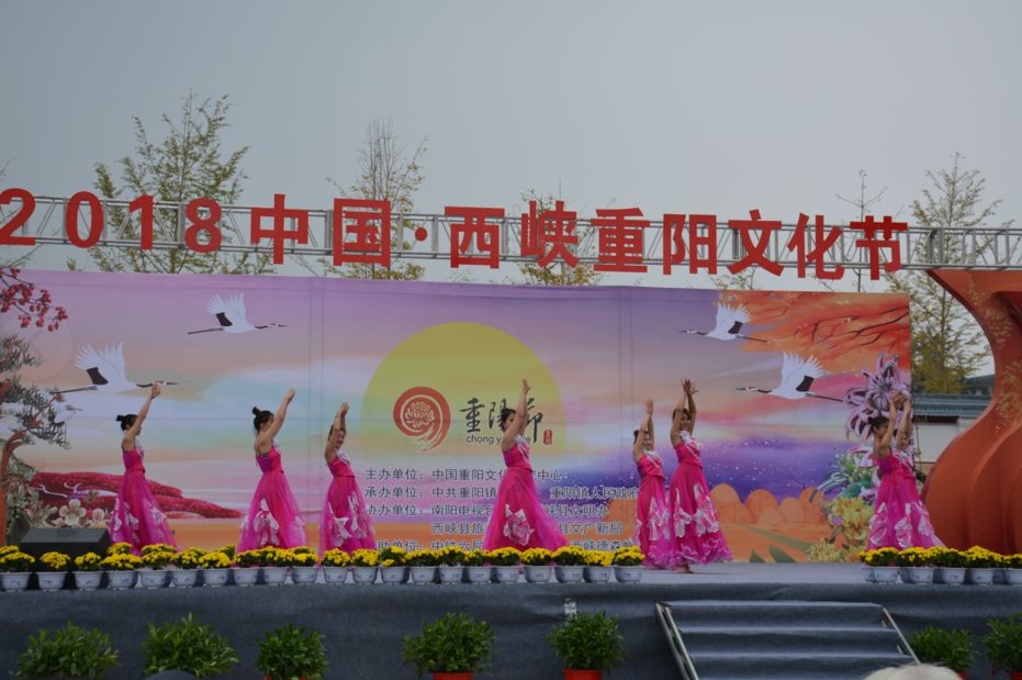 重阳节敬老爱老祝福视频,重阳节孝老敬亲广播稿