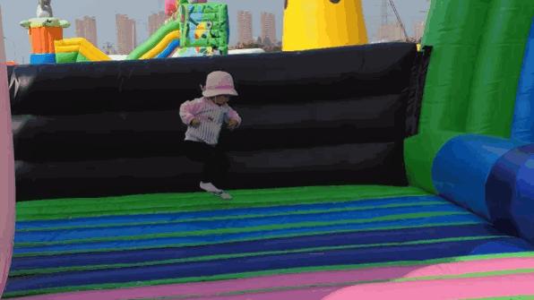 独角兽6层楼高，我去大人国的疯狂动物园转了一圈