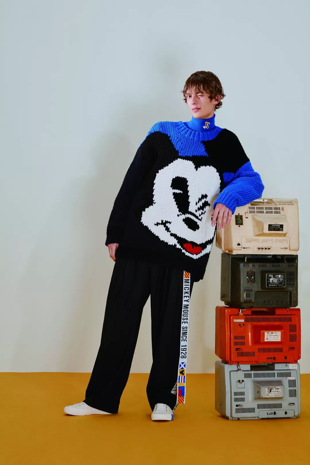 旺旺同款红毛衣,旺旺大白兔联动