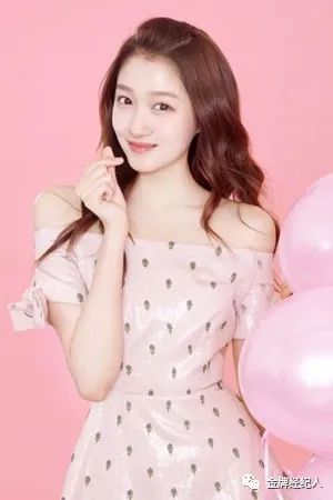 李凯馨演过哪些戏,李凯馨三剧霸屏收官演绎多面角