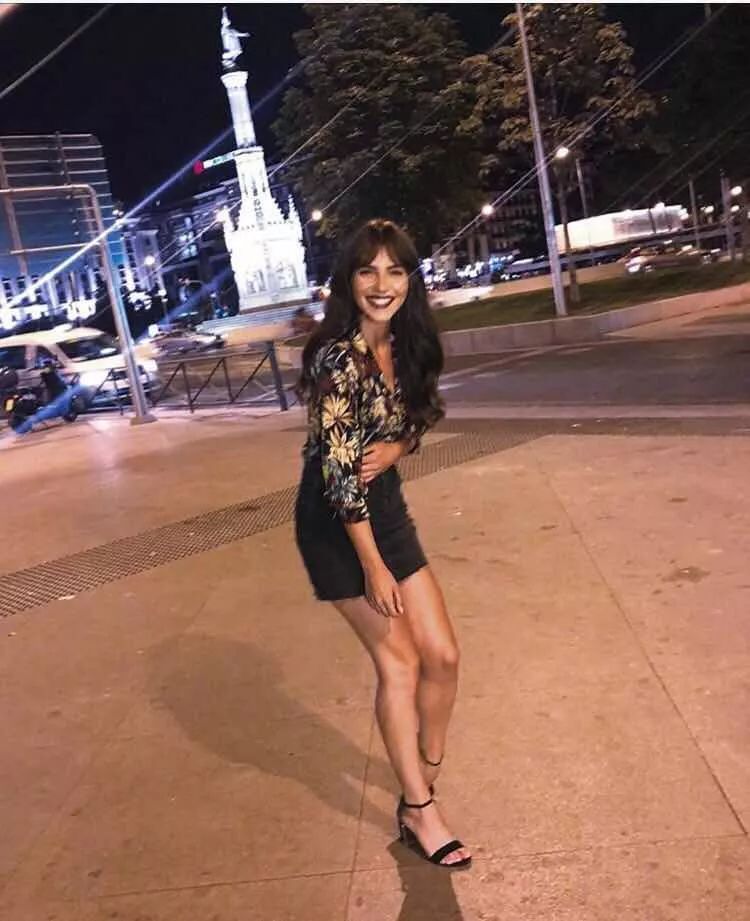 歌曲爱笑的女孩运气不会太差,为什么爱笑的人运气不会太差