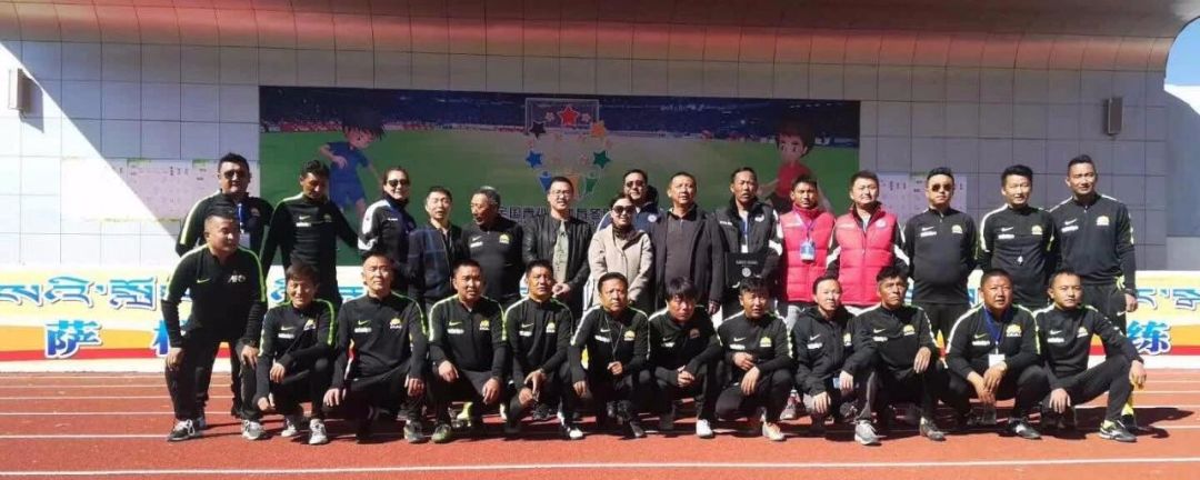 拉萨夏令营足球,拉萨儿童军训夏令营