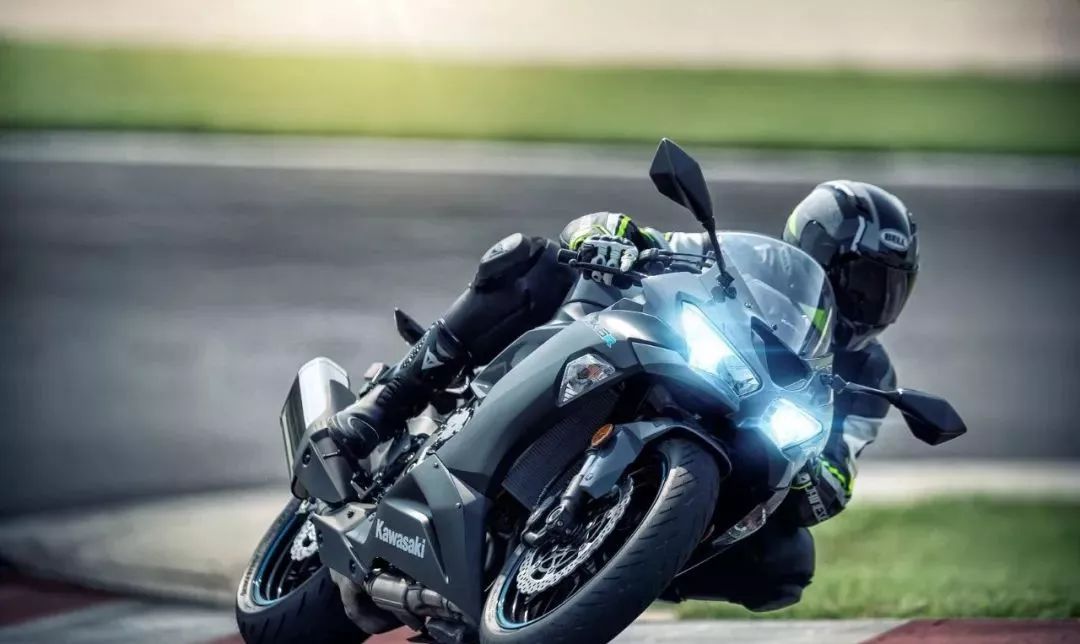 川崎zx-6r官宣进入国内,川崎zx-6r全面讲解