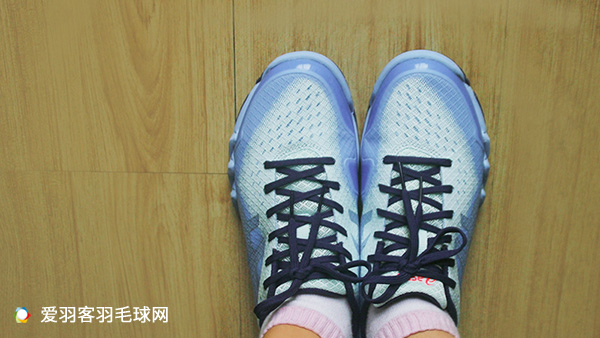 凌波微步,就是这么轻爽!亚瑟士刀锋6女款测评