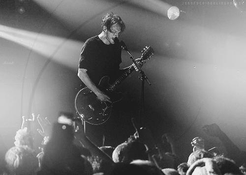 世界上最贵的吉他弹,世界上最贵的吉他四根弦