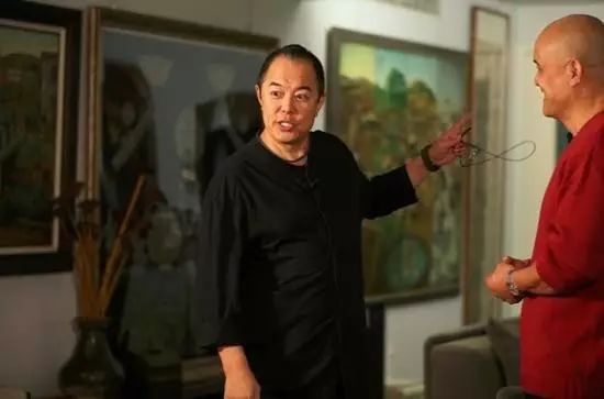 “皇阿玛”张铁林豪宅曝光,一屋子的收藏品究竟价值几何?