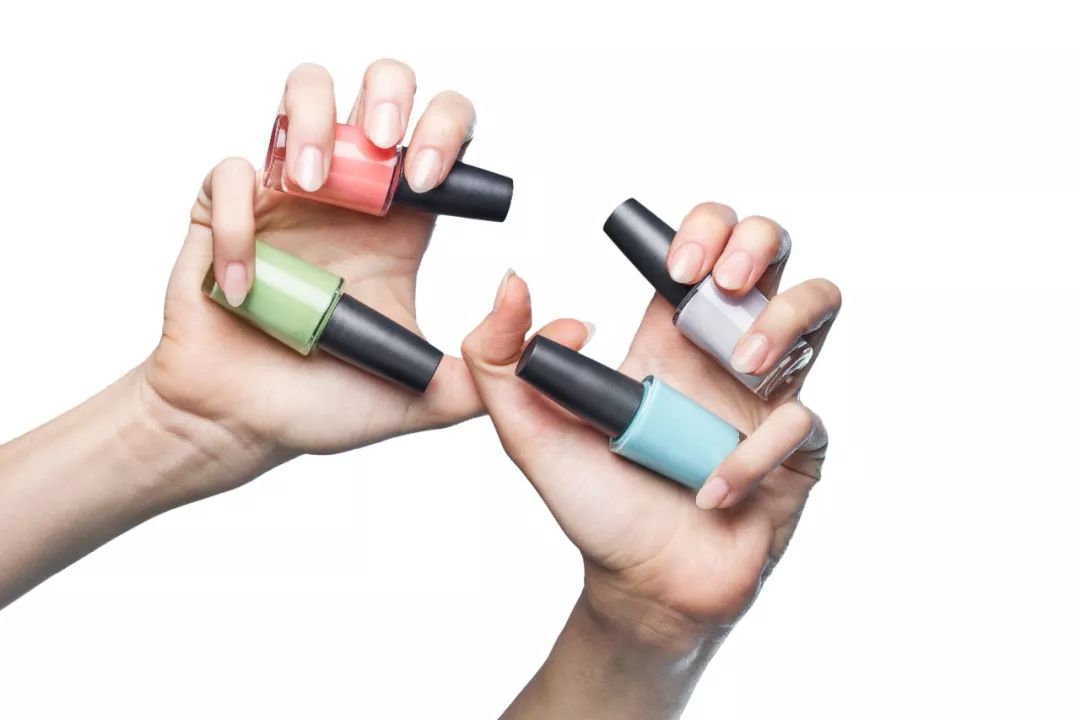 指甲上月牙越来越少是怎么回事,指甲上月牙少代表什么原因