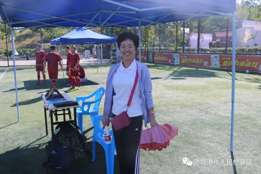 运动会勇夺佳绩,运动会大展身手