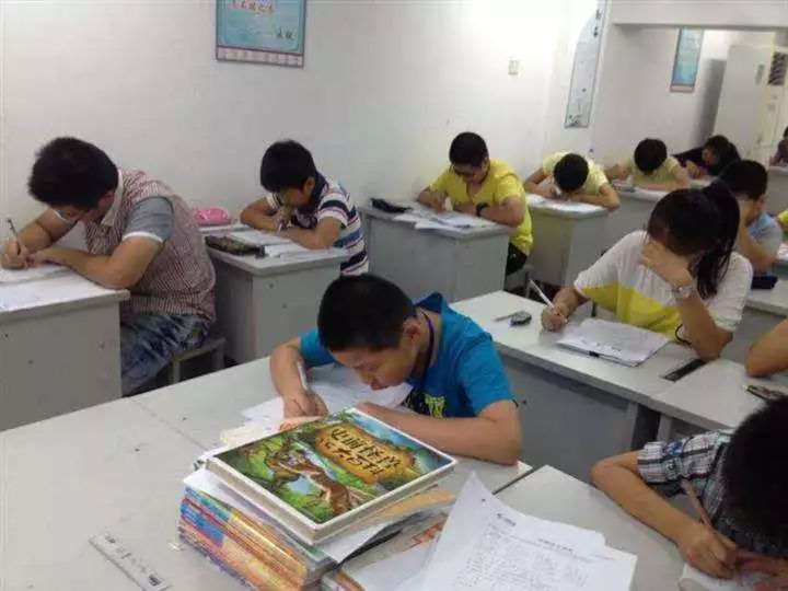 官方发布校外培训机构最新提示,校外培训机构第四批黑名单曝光