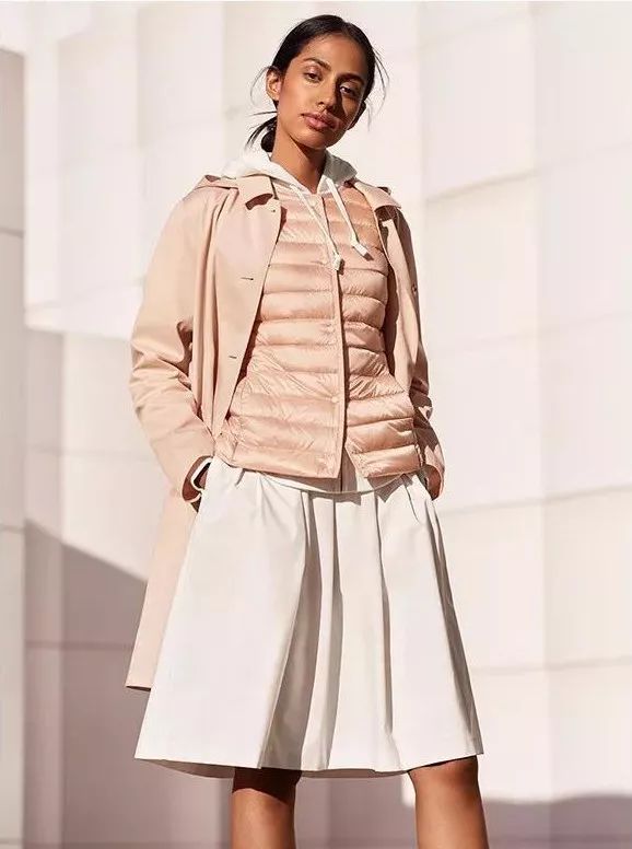 1件羽绒服有多重,一件羽绒服3.2斤重