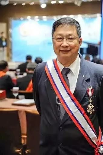 在美国用最贵的药，咏哥还是走了，世间有没有赶走癌症的药？