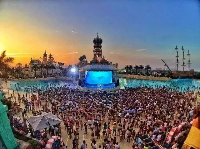 李易峰西安乐华路演,李易峰乐华城