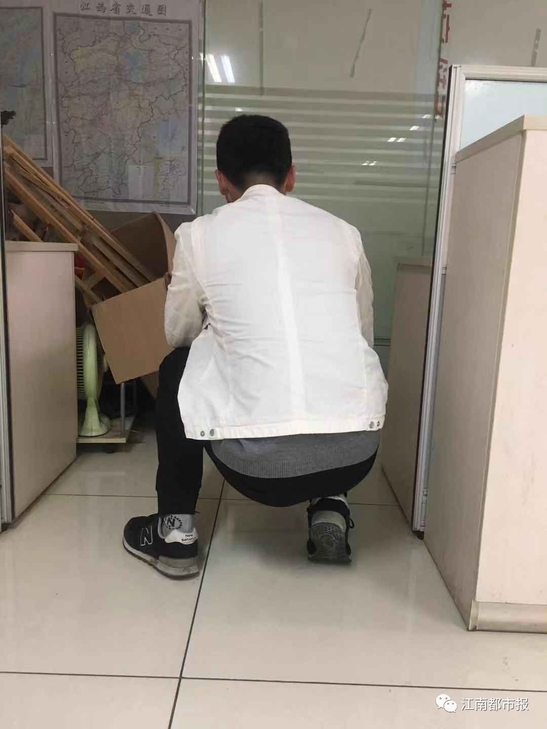 每天100个下蹲一个月后变化,下蹲10分钟锻炼方法