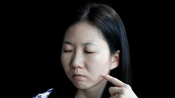 油腻泛红毛孔粗大用什么面膜,油腻暗沉皮肤用什么护肤品好