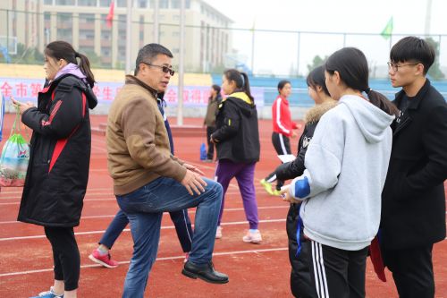 市直中学团体总分第三：金安健儿激情挥洒市中学生田径赛场