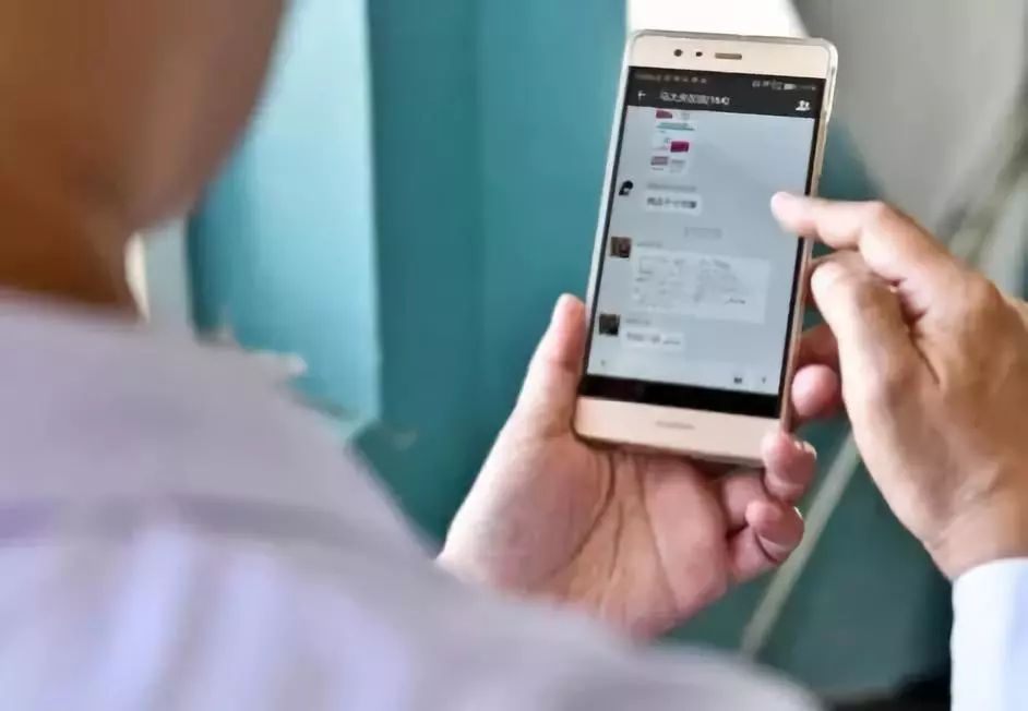 微信群带来的烦恼,微信群成隐形加班紧箍咒