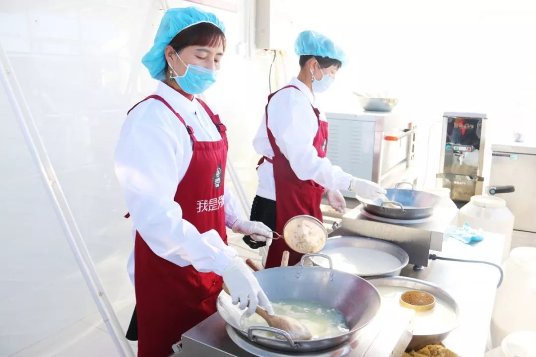 16斤鲜奶只出1斤乳扇，丽江也有自己的乳扇加工厂啦！只有1%的丽江人知道！