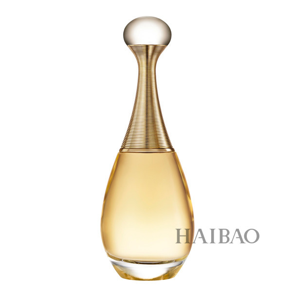 迪奥查理兹塞隆采访,dior迪奥路易威登