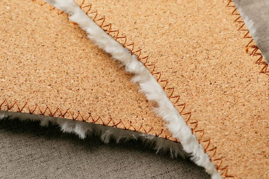 罗马人发明了左右脚的鞋,欧洲人古代用什么做鞋底