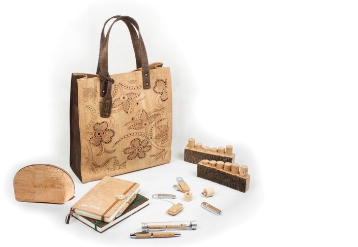 罗马人发明了左右脚的鞋,欧洲人古代用什么做鞋底