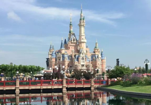 你出生的那天发生了什么大事件,你出生那年发生了什么