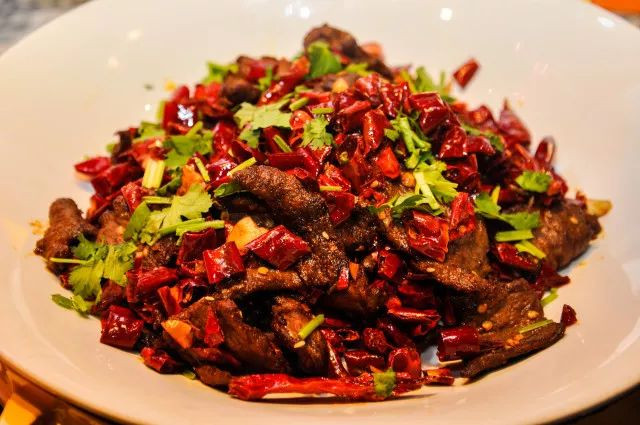 ￥238/位——“爱尔兰生蚝+15种海鲜”畅吃，还送波龙！乐队表演周末哈根达斯！这家希尔顿旗下酒店颠覆吃货想象！