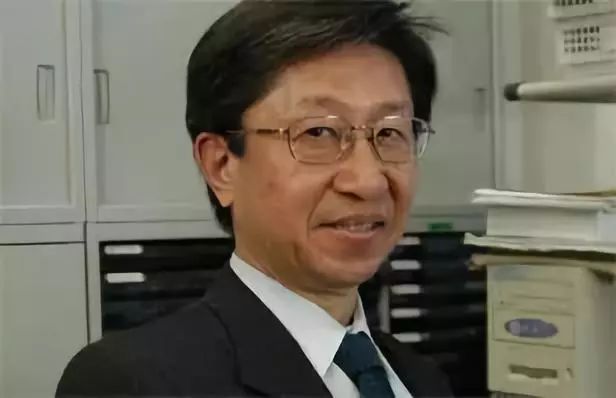 70岁老师行骗40年,日本老师行骗