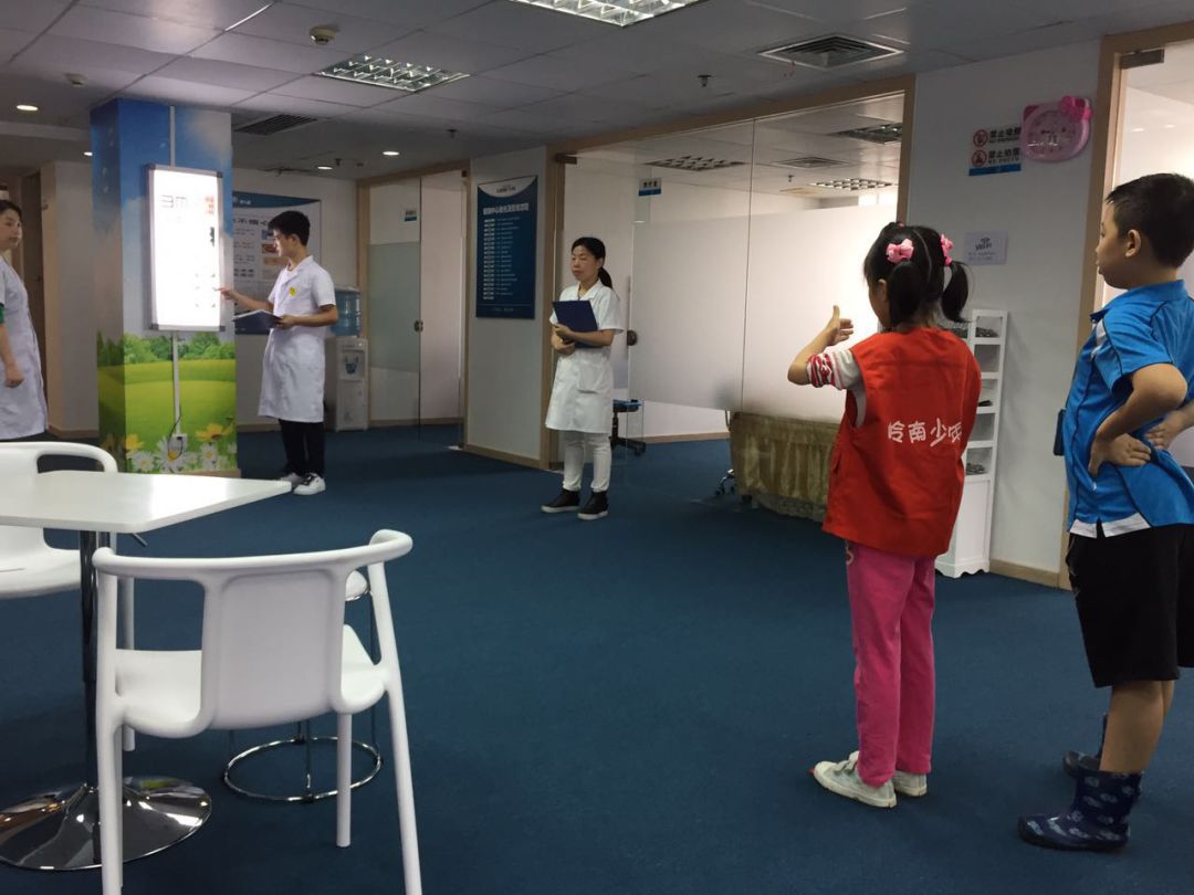 儿童近视矫正眼镜2000元,儿童近视弱视辅助治疗中心