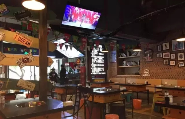 重庆开了几十年的老串串,重庆老牌串串