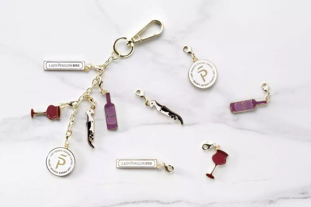 「周一八点档」奉上满分酒庄嘉伯乐极致款，更有鹅司“大牌”钥匙链超值折扣