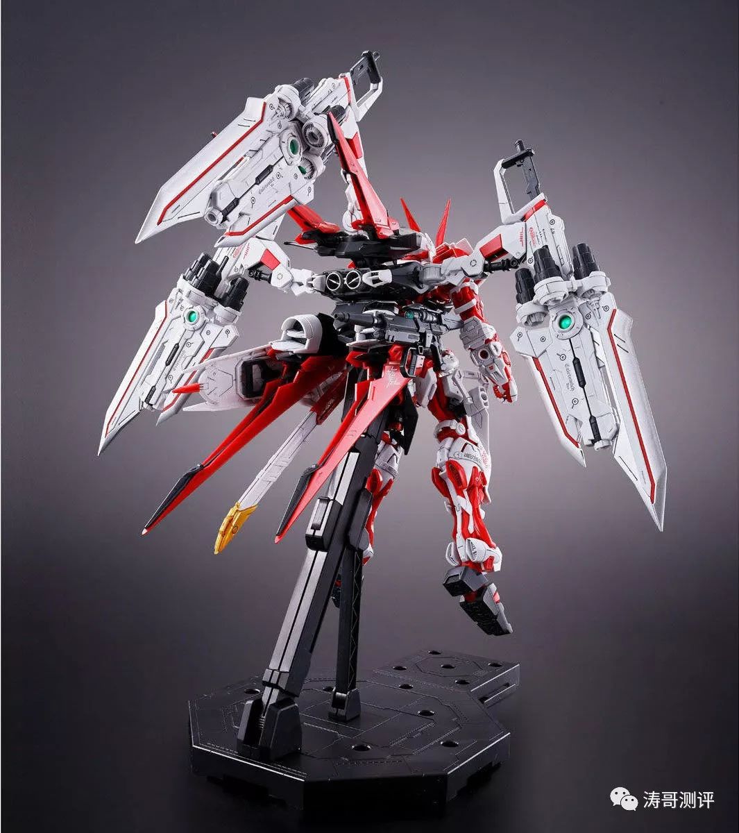 红异端红龙形态终于等到！万代官方的魔改风格你喜欢吗？