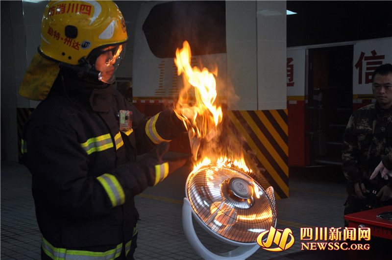 消防实验告诉你取暖器有多可怕,燃气炉取暖消防安全知识