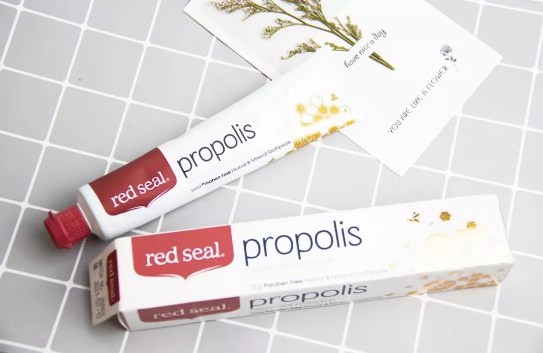 花了一万元做牙齿很难看,花了60万做的牙齿